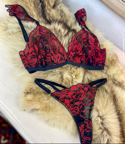 Small Red Hearts ♥️ Set